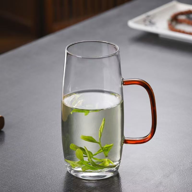 நல்ல மற்றும் கெட்ட தரமான கண்ணாடி கோப்பைகளை எவ்வாறு வேறுபடுத்துவது