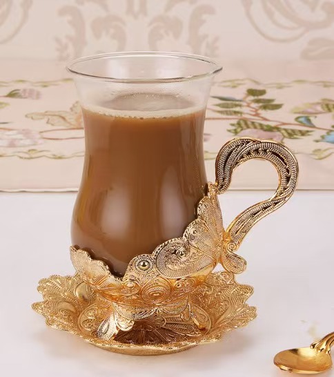 ஐரோப்பிய படைப்பு சிறிய சொகுசு உயர்நிலை நேர்த்தியான சாஸர் டீக்கப் ஹோம் செட்